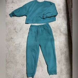 From boutique dressed in lala Casual But Make it Chic Sweat Set in Aqua